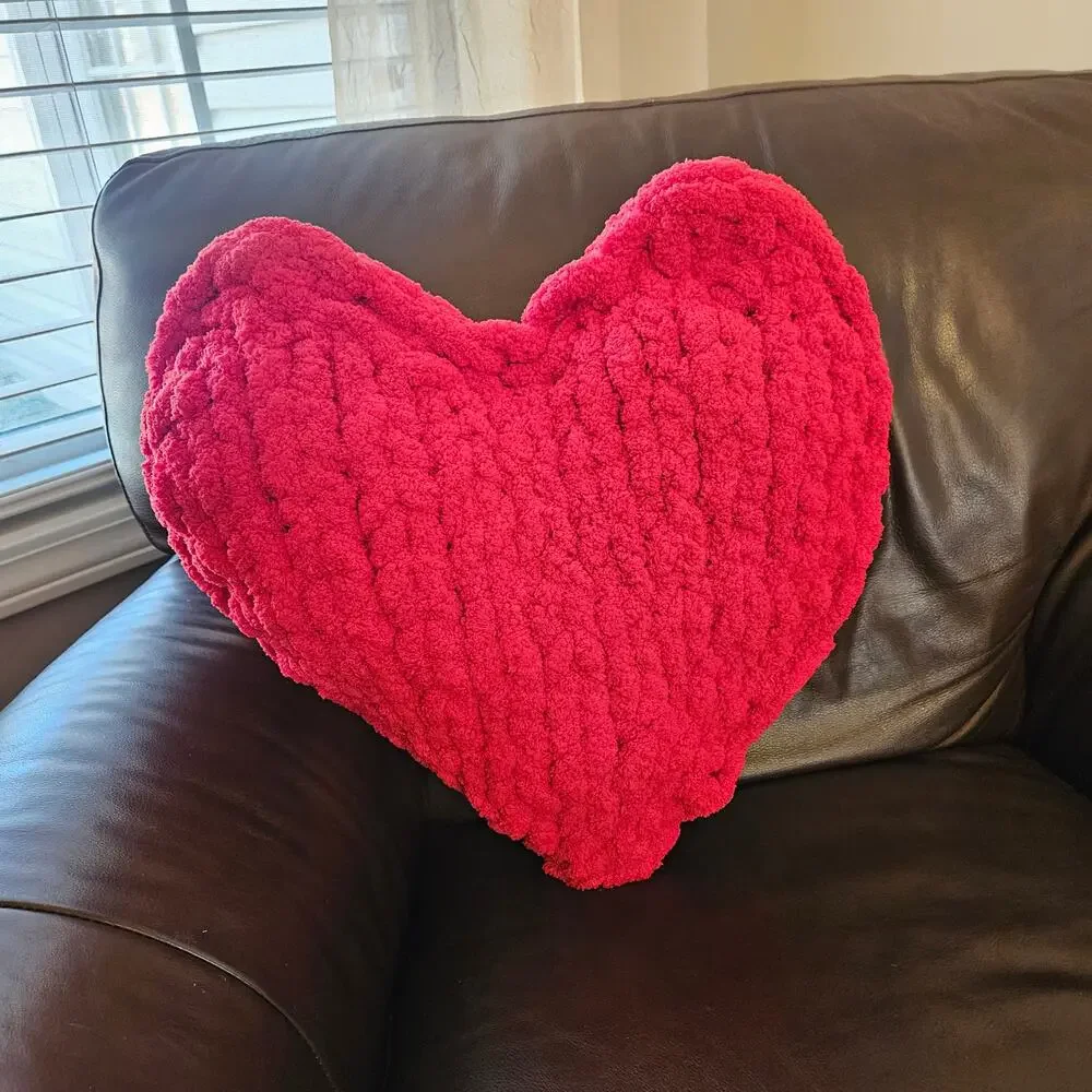 Handmade Knitted Red heart Love Pillow Anniversary Decorative pillow